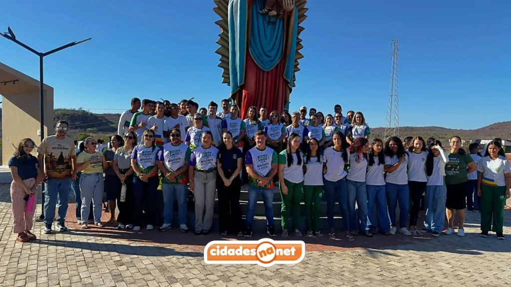 Caminhada marca abertura da 1ª Semana da Saúde Integral de Adolescentes e Jovens em Dom Expedito Lopes