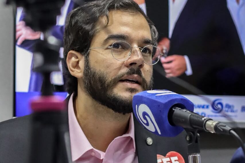 Em Petrolina, Túlio destaca investimentos na saúde e propostas para segurança