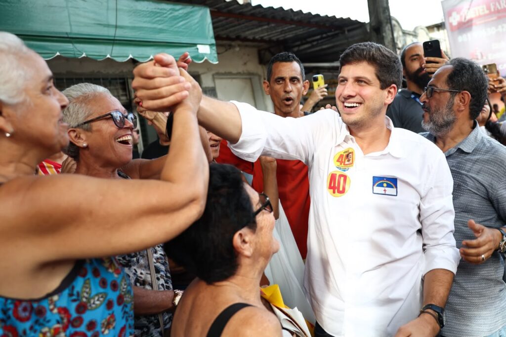 João Campos reforça compromisso de retomar o 13º do Bolsa Família em PE
