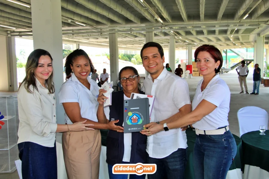 Prefeito Dr. Gilberto Júnior entrega 60 tablets aos ACS’s e otimiza acesso da população à saúde em Uruçuí