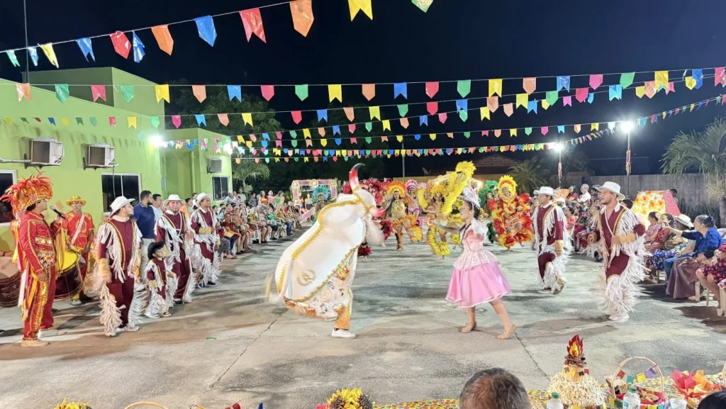 Grupo da Melhor Idade do CRAS realiza Arraiá com integração, cultura e valorização dos idosos em Bom Princípio do Piauí