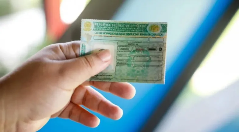 Contran prorroga validade de CNHs vencidas em 2026; veja prazo