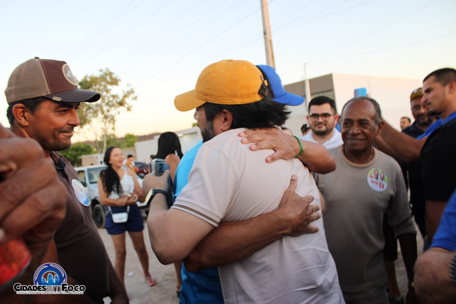 Após decisão unânime no TRE-PI, prefeito Magno Dantas reúne apoiadores em grande carreata em Simões